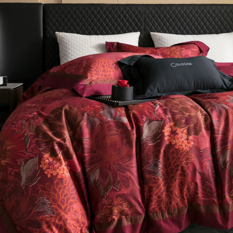 Image of 100% Egyptian cotton luxury bedding set with duvet cover and pillowcases