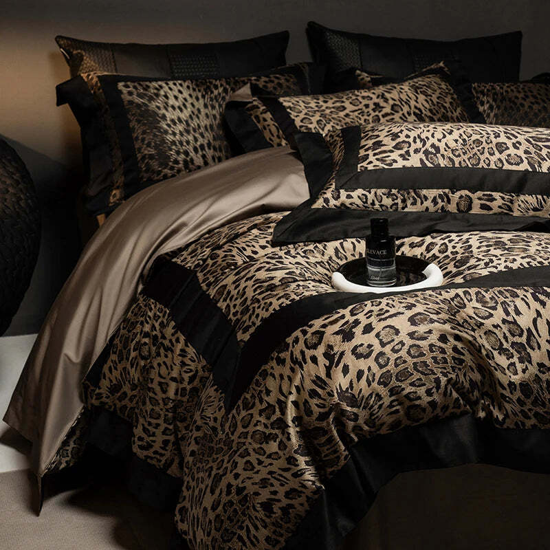 Image of 1000TC Egyptian cotton leopard print luxury bedding set with duvet cover and pillowcases