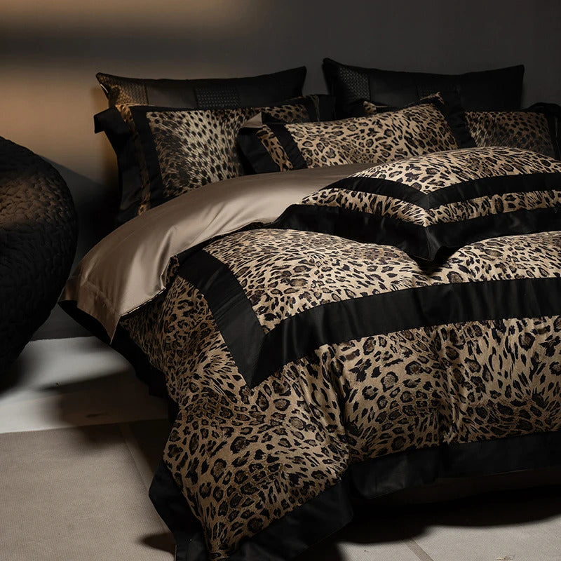 Image of 1000TC Egyptian cotton leopard print luxury bedding set with duvet cover and pillowcases