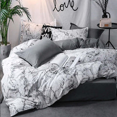 Image of 3-piece duvet cover set with pillowcases for modern bedding décor