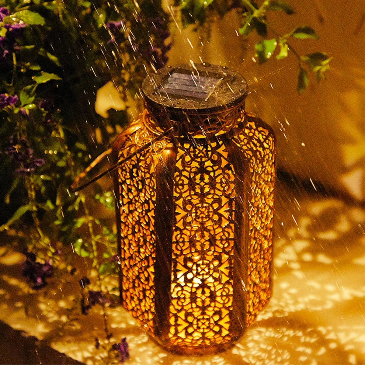 Solar Lantern for Outdoor Use, Hanging Solar Lanterns with Vintage Design