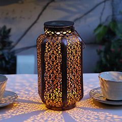 Solar Lantern for Outdoor Use, Hanging Solar Lanterns with Vintage Design