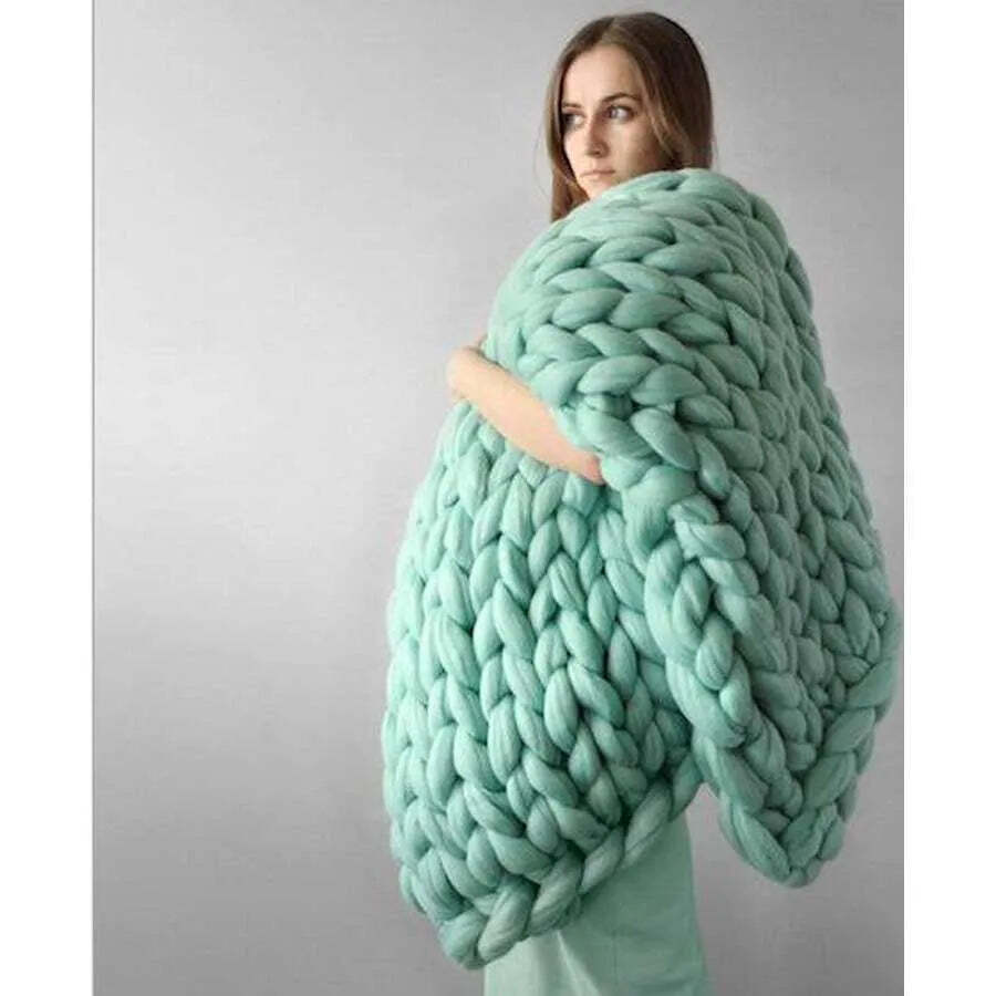 Image of Chunky merino wool blanket - thick knitted throw for winter warmth