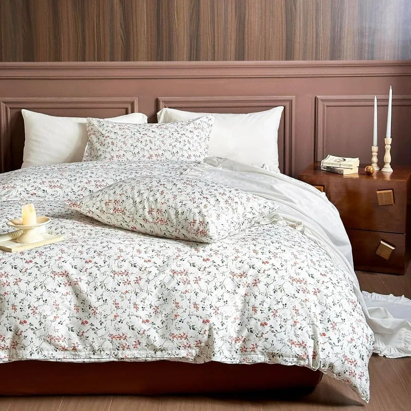 Image of Floral cotton duvet cover set with hidden zipper and pillowcases