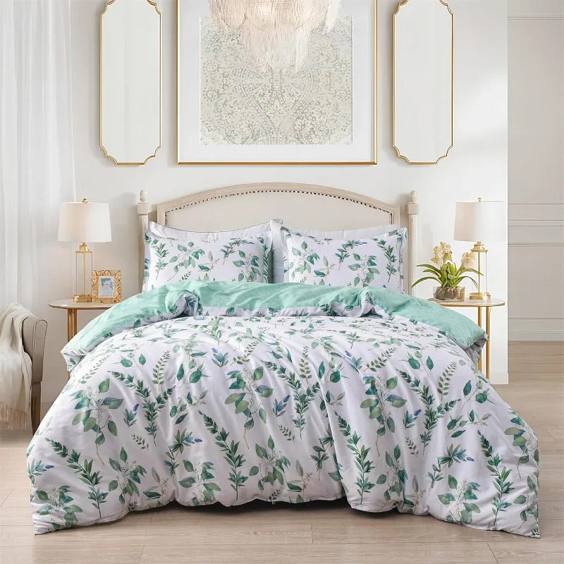 Image of Floral cotton duvet cover set with hidden zipper and pillowcases