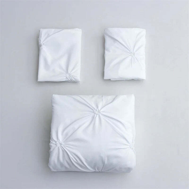 Image of Gray queen comforter set with duvet cover and pillowcases