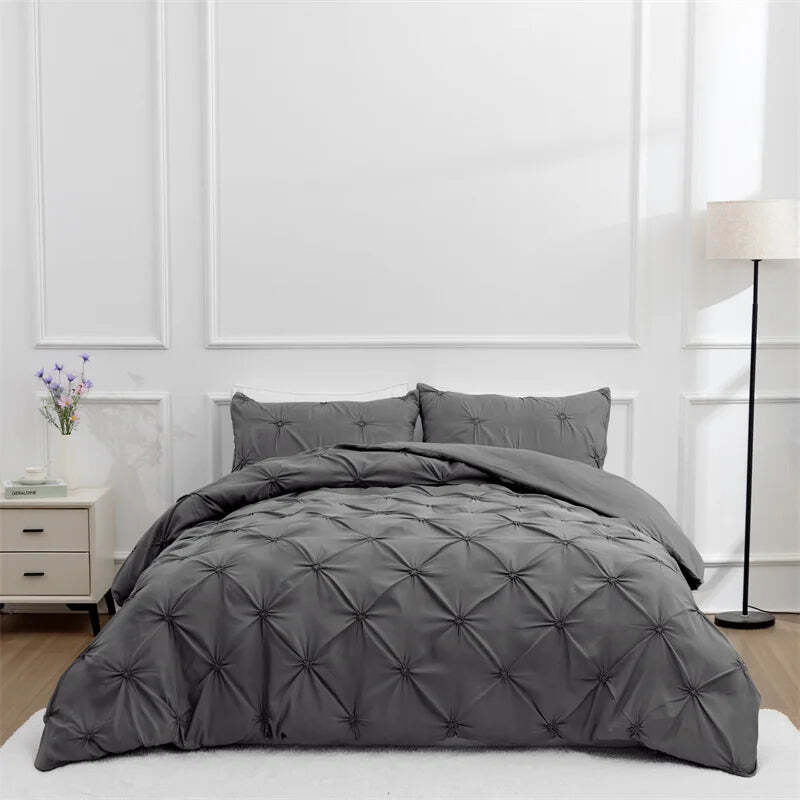 Image of Gray queen comforter set with duvet cover and pillowcases