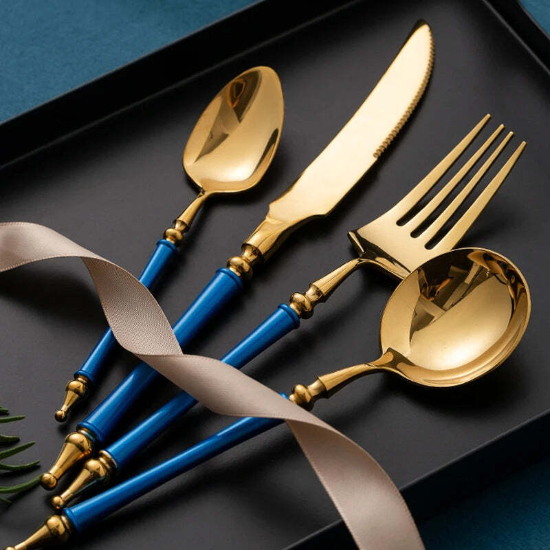 Image of Luxury 304 stainless steel cutlery set for elegant dining experiences