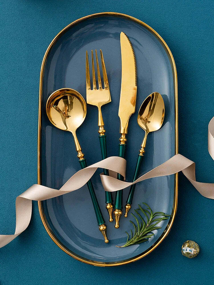 Image of Luxury 304 stainless steel cutlery set for elegant dining experiences