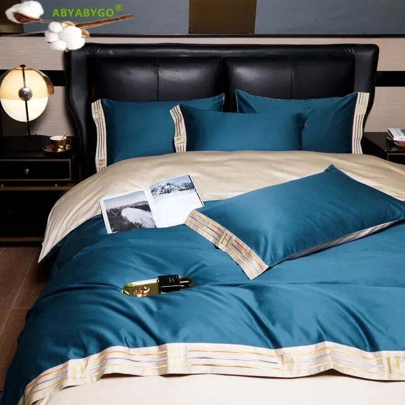 Image of Luxury Egyptian cotton duvet cover set with pillowcases and flat sheet for ultimate comfort