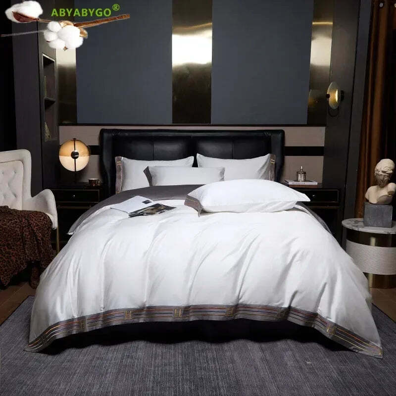 Image of Luxury Egyptian cotton duvet cover set with pillowcases and flat sheet for ultimate comfort