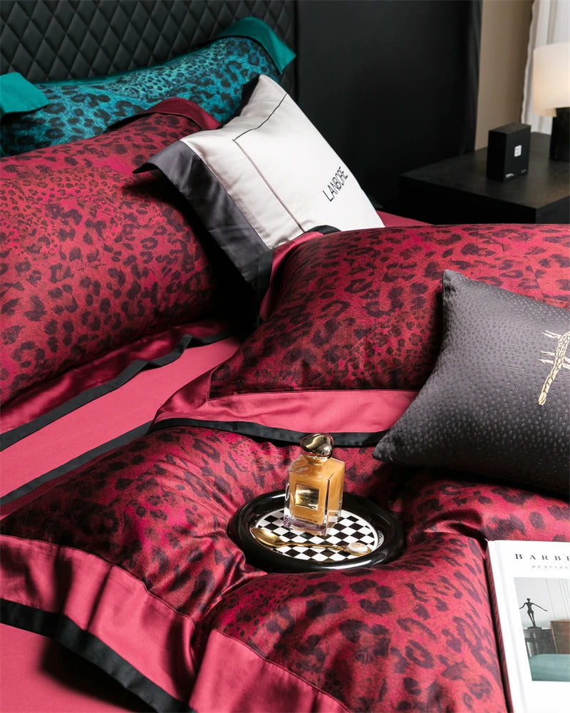 Image of Luxury Egyptian cotton leopard print bedding set with duvet cover, bed sheet, and pillowcases