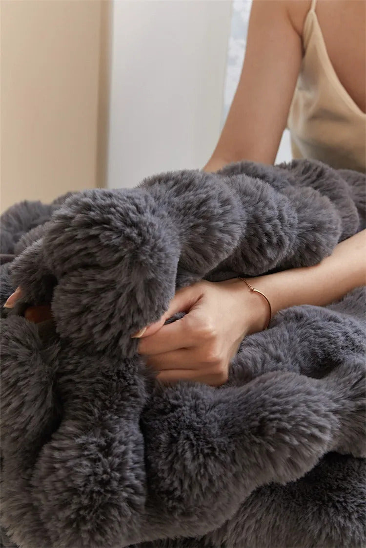 Image of Luxury faux fur throw blanket for cozy home decor