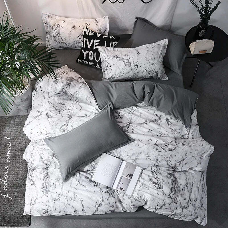 3-piece duvet cover set with pillowcases for modern bedding décor