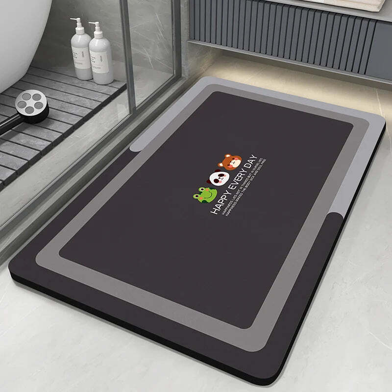 Diatomite bath mat with anti-slip and quick-dry features for eco-friendly bathrooms