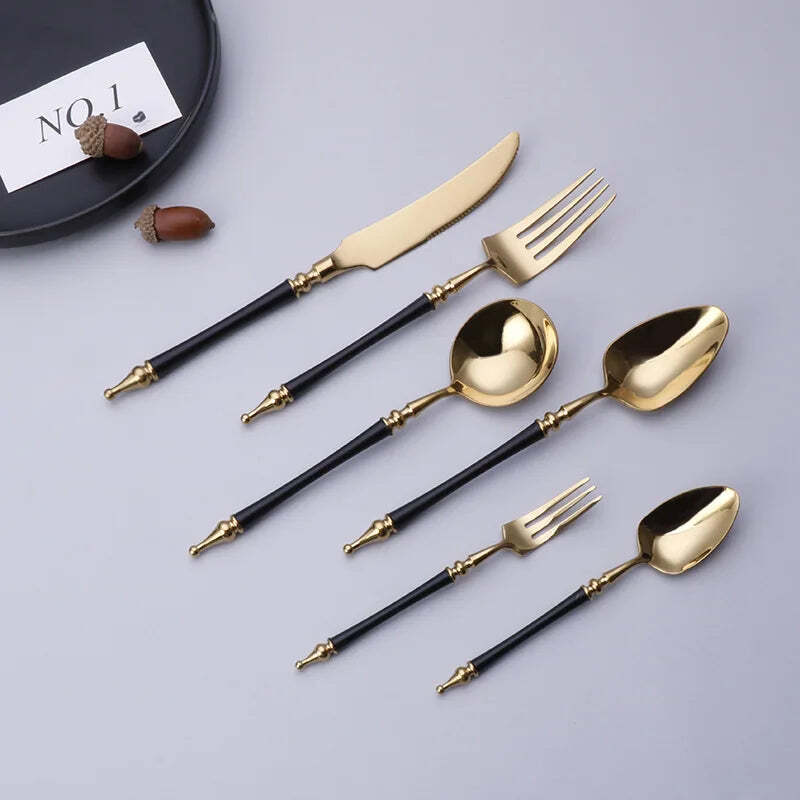 Luxury 304 stainless steel cutlery set for elegant dining experiences