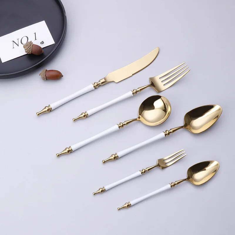 Luxury 304 stainless steel cutlery set for elegant dining experiences