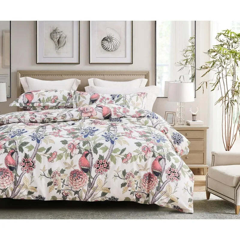 Reversible botanical duvet cover set in yellow with floral pattern