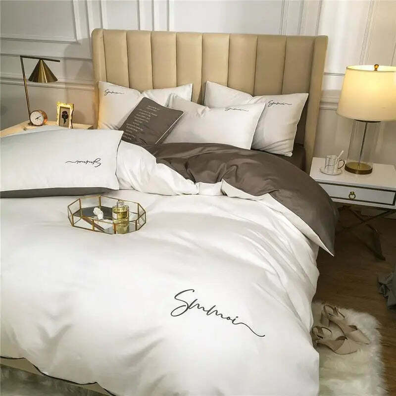 Silky soft 600TC Egyptian cotton embroidered duvet cover set with zipper